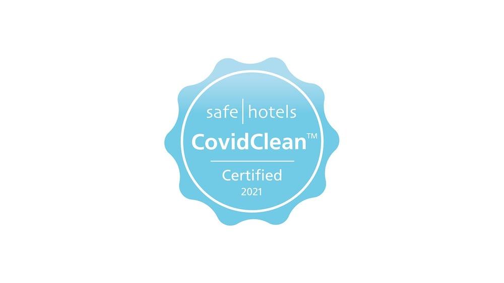 Hotel Oryx 4*